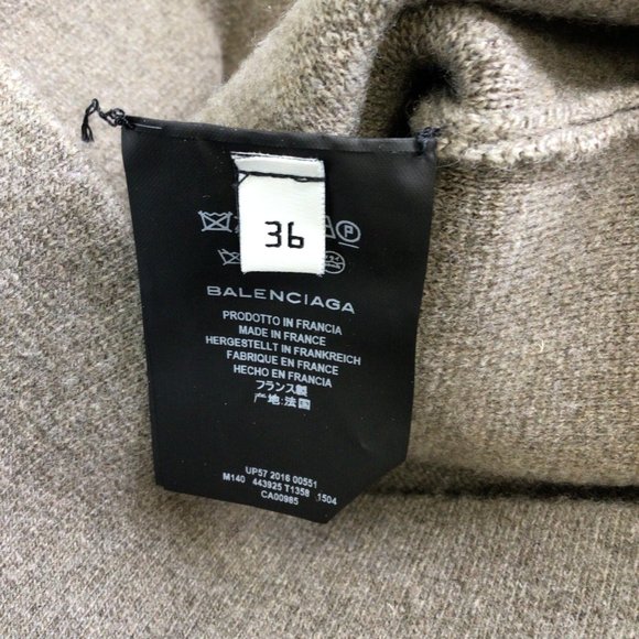 BALENCIAGA TAUPE SHORT SLEEVED SWEETHEART NECKLINE WOOL KNIT SWEATER - Picture 5 of 5